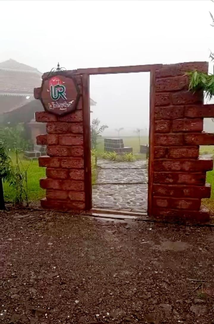 Umbartha Resort Naneghat Ghātghar Exterior photo