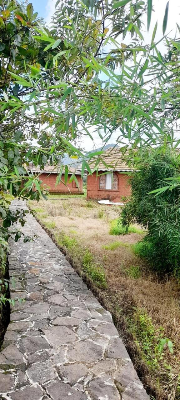 Umbartha Resort Naneghat Ghātghar Exterior photo